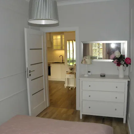 Z Ogrodkiem Apartment Pobierowo